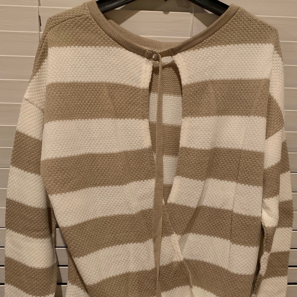 daytrip women’s sweater